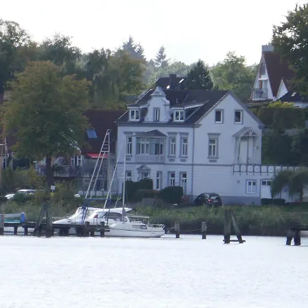 Wohnen Am Seglerhafen Mit Traveblick Im Kontorhaus Viele Extras