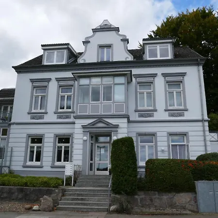 Апартаменты Wohnen Am Seglerhafen Mit Traveblick Im Kontorhaus Viele Extras