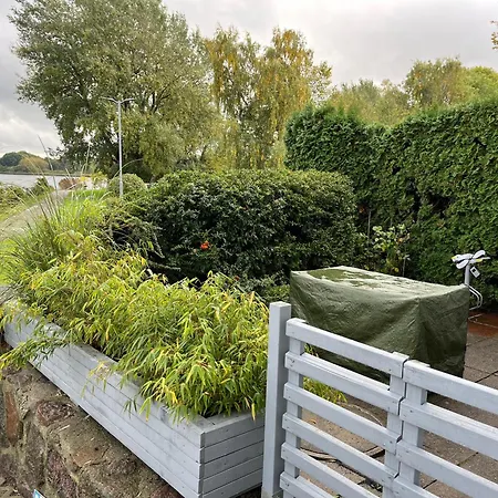 Wohnen Am Seglerhafen Mit Traveblick Im Kontorhaus Viele Extras Λίμπεκ