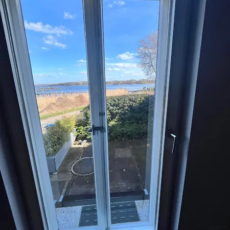 Wohnen Am Seglerhafen Mit Traveblick Im Kontorhaus Viele Extras Λίμπεκ