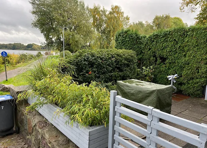 Wohnen Am Seglerhafen Mit Traveblick Im Kontorhaus Viele Extras Lübeck